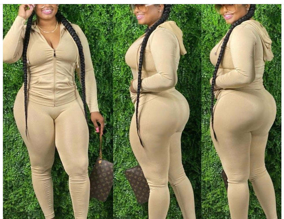 Solid hooded chill set